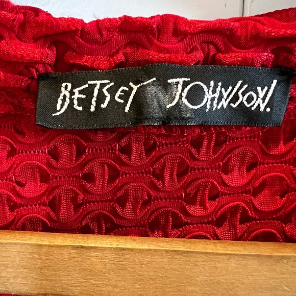 Betsey Johnson textured short sleeve blouse - Picture 3 of 4